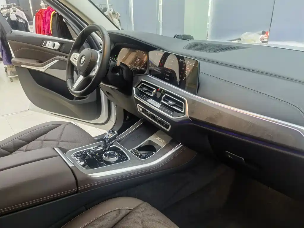 BMW X5 2022 facelift xDrive 30Li exclusive M sports package купить на сайте DeffCars
