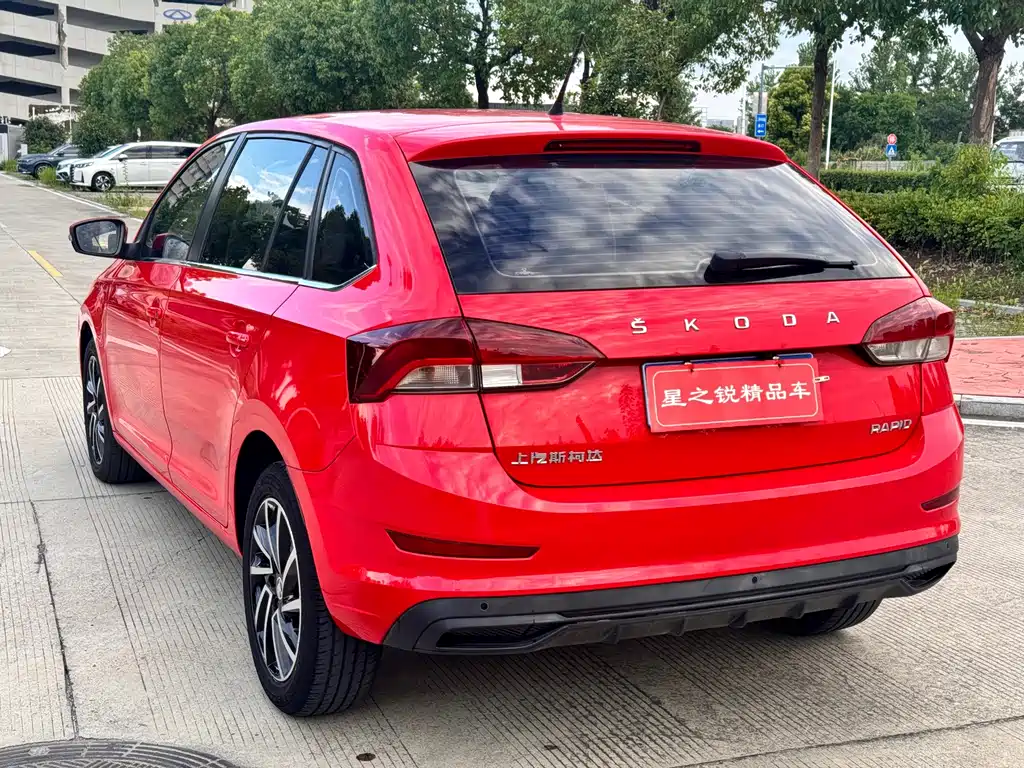 Xindong (Rapid Spaceback) 2020 1.5L automatic comfort version купить на сайте DeffCars