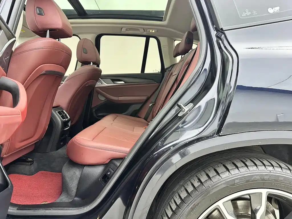 BMW X3 2022 Model 2 xDrive30i Leading M Night Package купить на сайте DeffCars