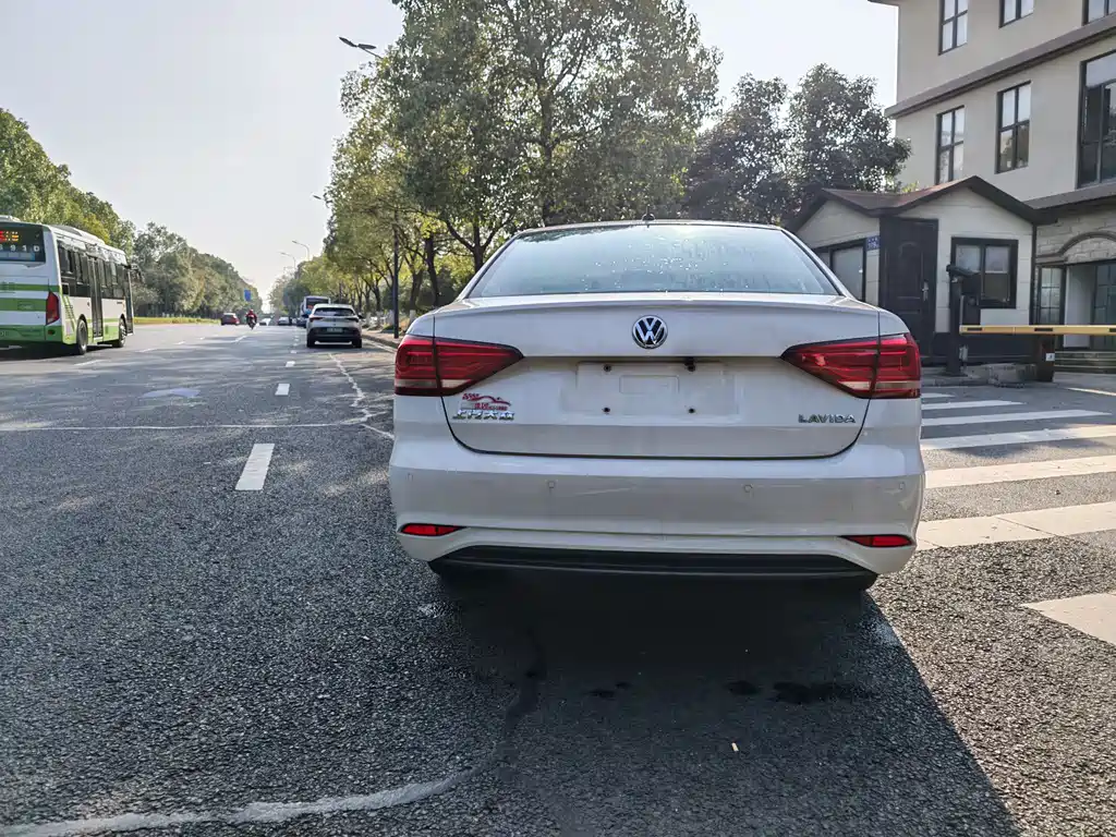 Lavida 2019 Lavida Qihang 1.5L Automatic Fashion Edition National VI купить на сайте DeffCars