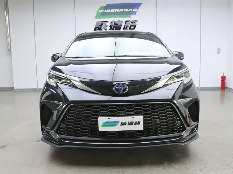 Grevia 2022 2.5L Hybrid Premium Edition купить на сайте DeffCars