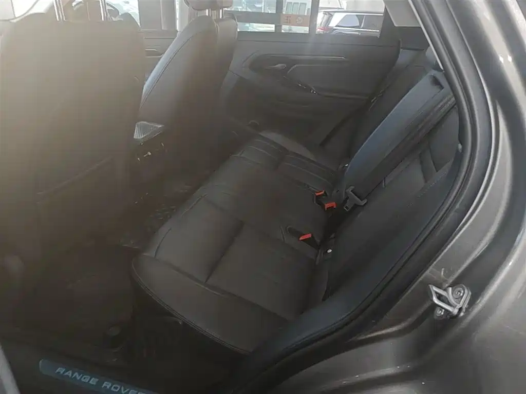 Range Rover Evoque 2022 facelift Evoque L 249PS R-Dynamic Deluxe Edition купить на сайте DeffCars