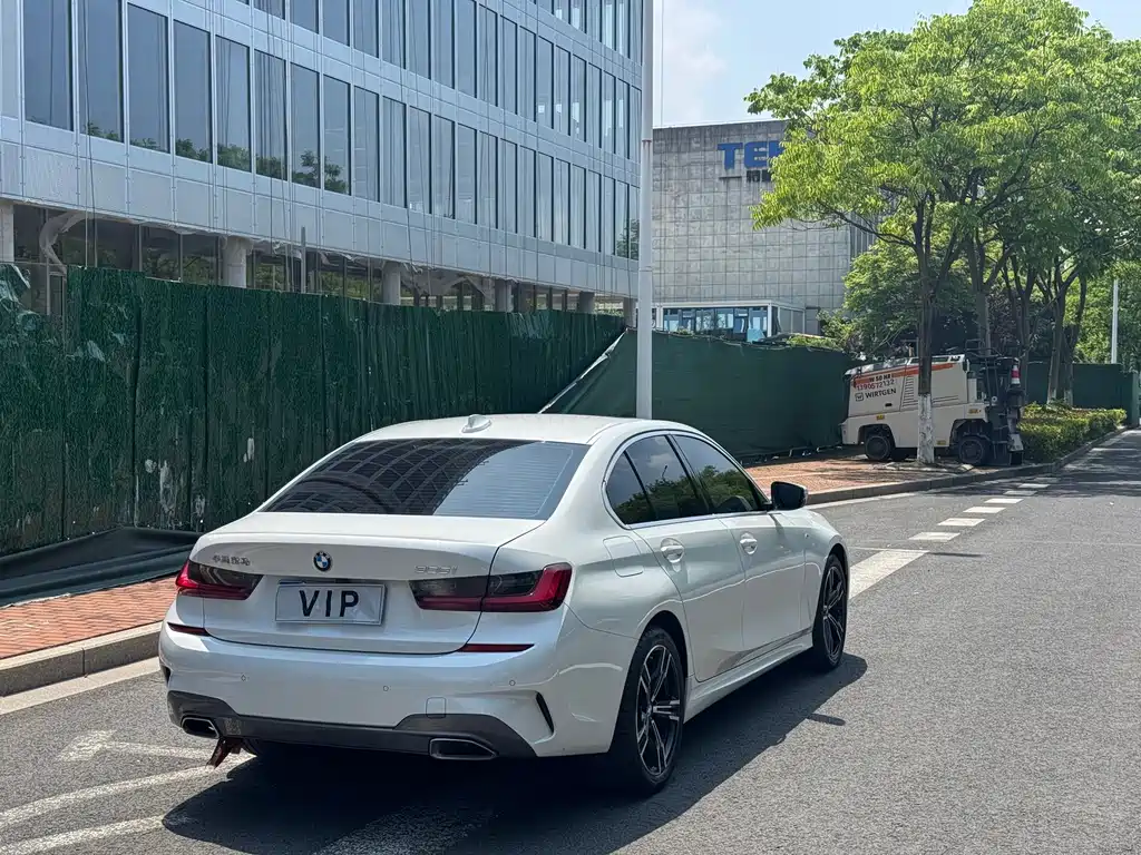 BMW 3 Series 2022 325i M Sports Package купить на сайте DeffCars