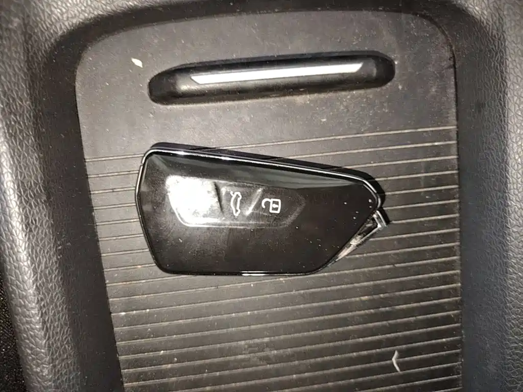 Volkswagen ID.3 2024 Outstanding Edition купить на сайте DeffCars
