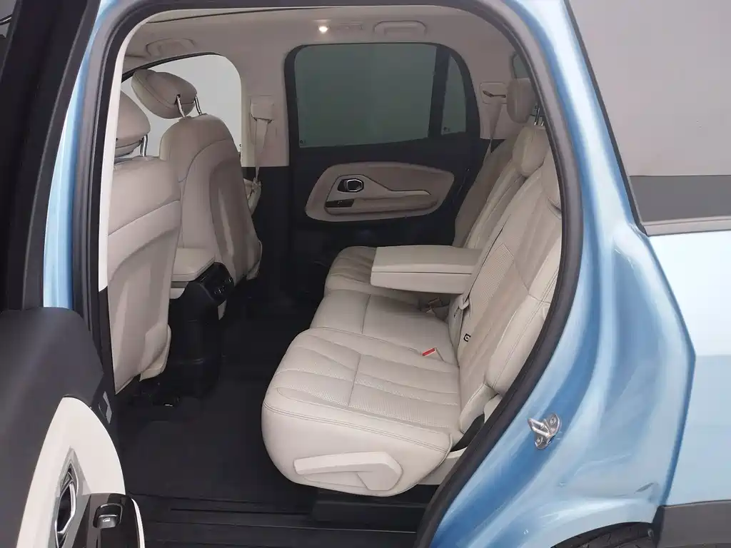 NIO ES8 2018 Founder Edition купить на сайте DeffCars