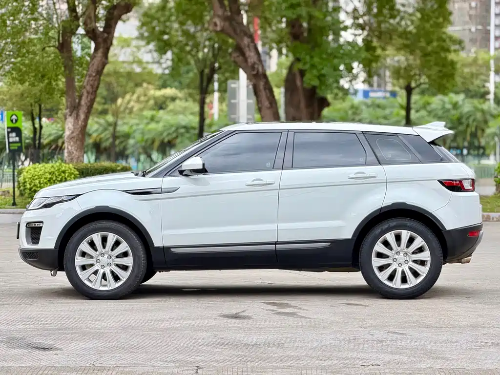 Range Rover Evoque 2017款 2.0T SE 智耀版 купить на сайте DeffCars