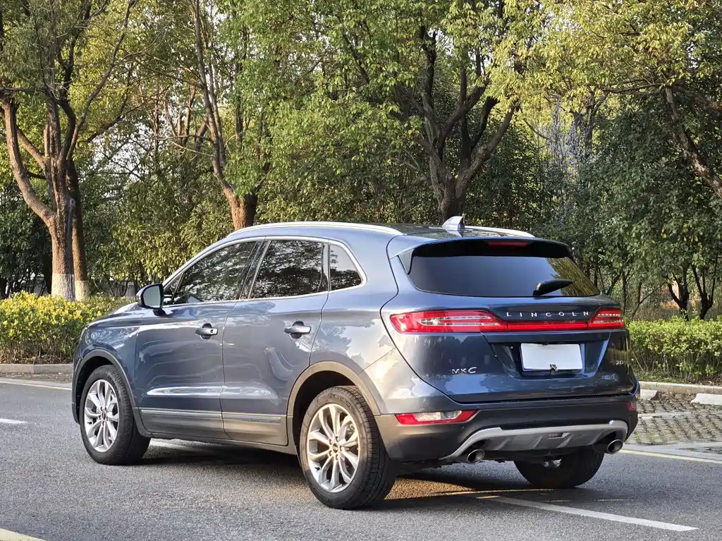 Lincoln MKC 2017 2.0T four-wheel drive premium version купить на сайте DeffCars