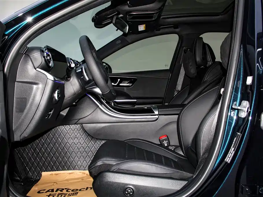 Mercedes-Benz C-Class 2025 C 260 L Sports Edition купить на сайте DeffCars