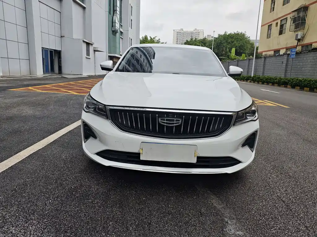 Emgrand 2022 4th generation 1.5L CVT flagship model купить на сайте DeffCars