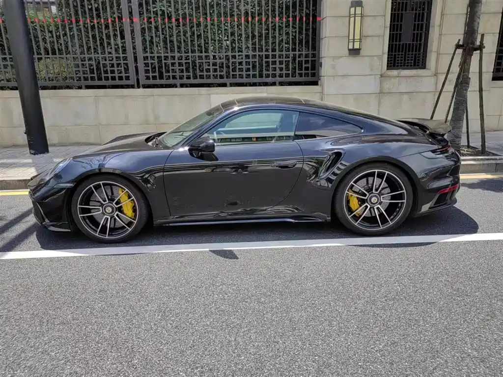 Porsche 911 2022 Turbo S 3.7T купить на сайте DeffCars