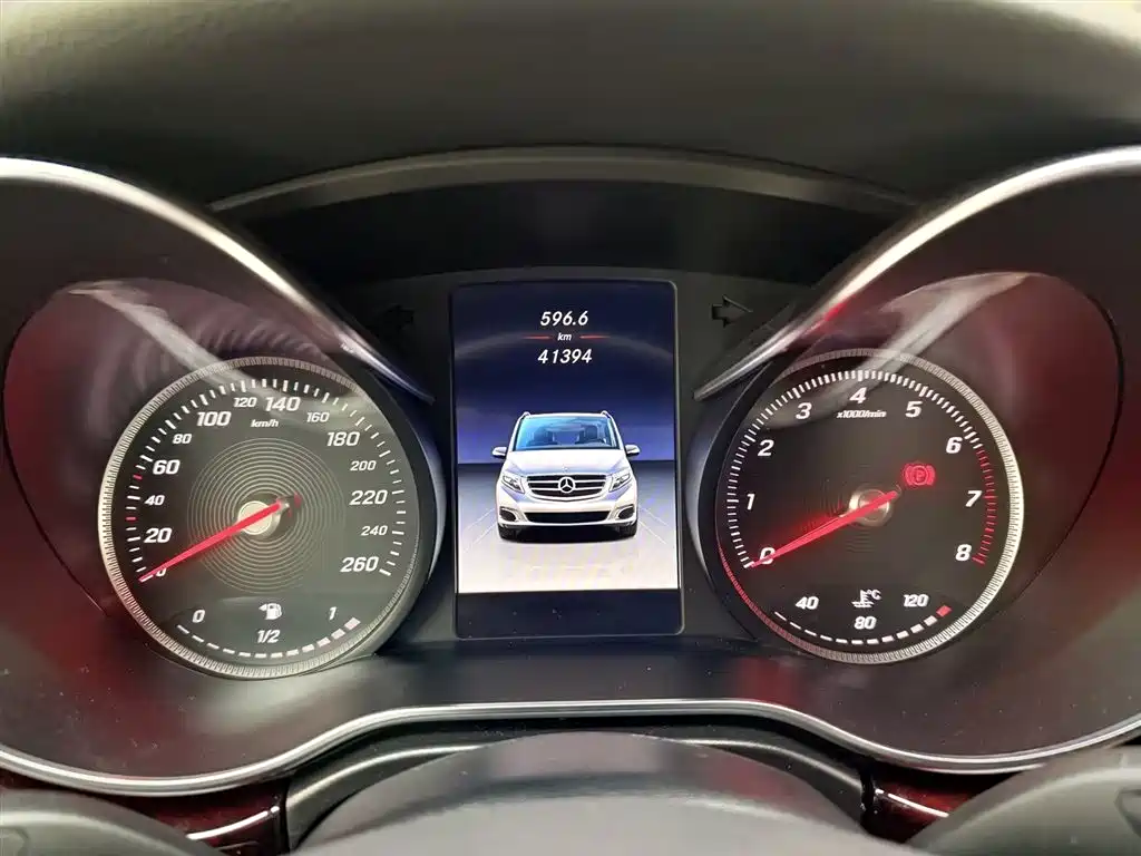 Mercedes-Benz V-Class 2017 V 260 L Premium Extended Edition купить на сайте DeffCars