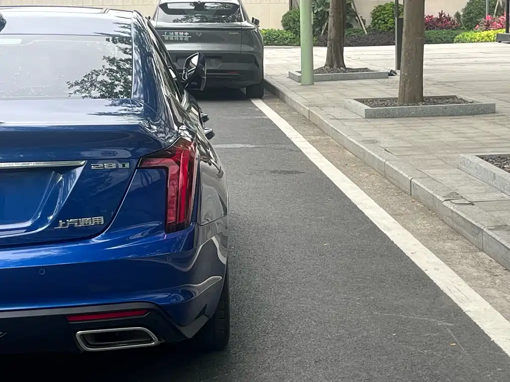 Cadillac CT5 2021 28T luxury model купить на сайте DeffCars