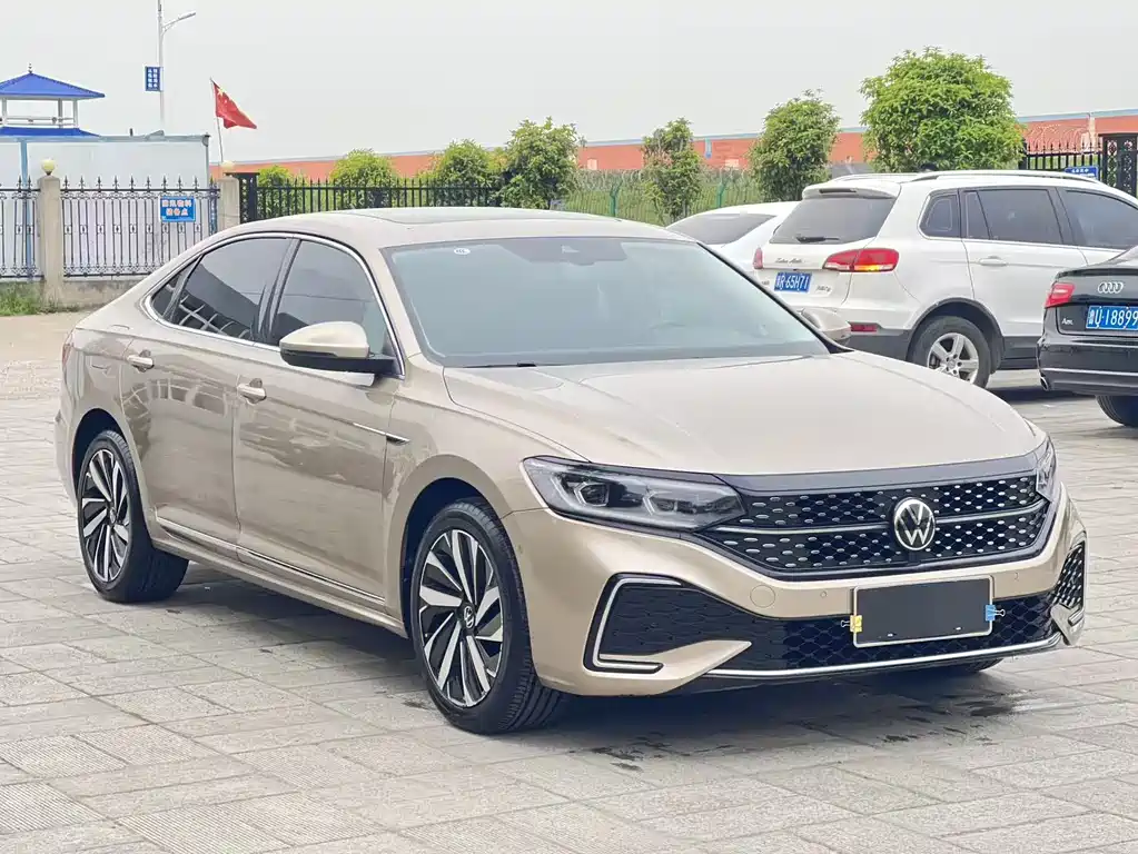 Passat 2022 330TSI Starry Sky Deluxe Edition купить на сайте DeffCars