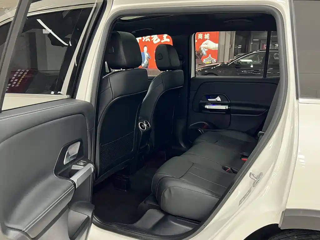 Mercedes-Benz GLB 2023 GLB 220 Dynamic купить на сайте DeffCars