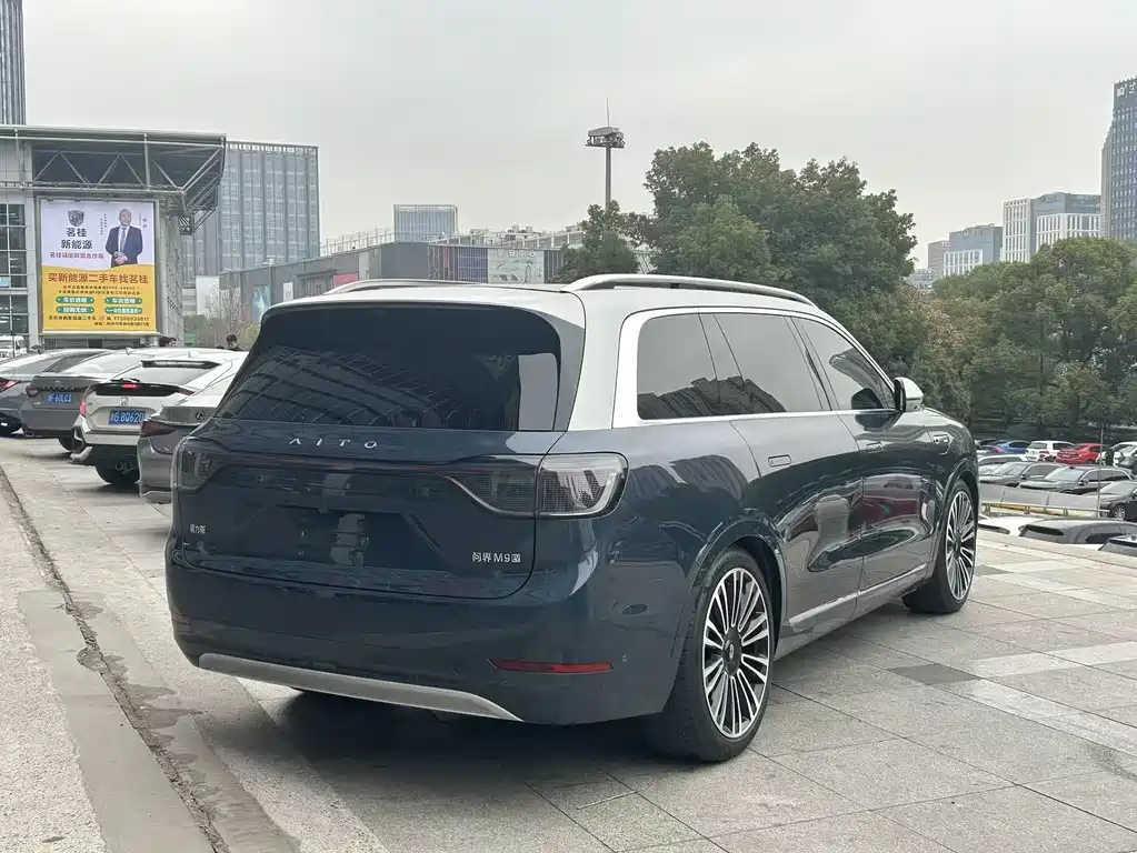 Wenjie M9 2024 pure electric Ultra version 100kWh 6-seater version купить на сайте DeffCars