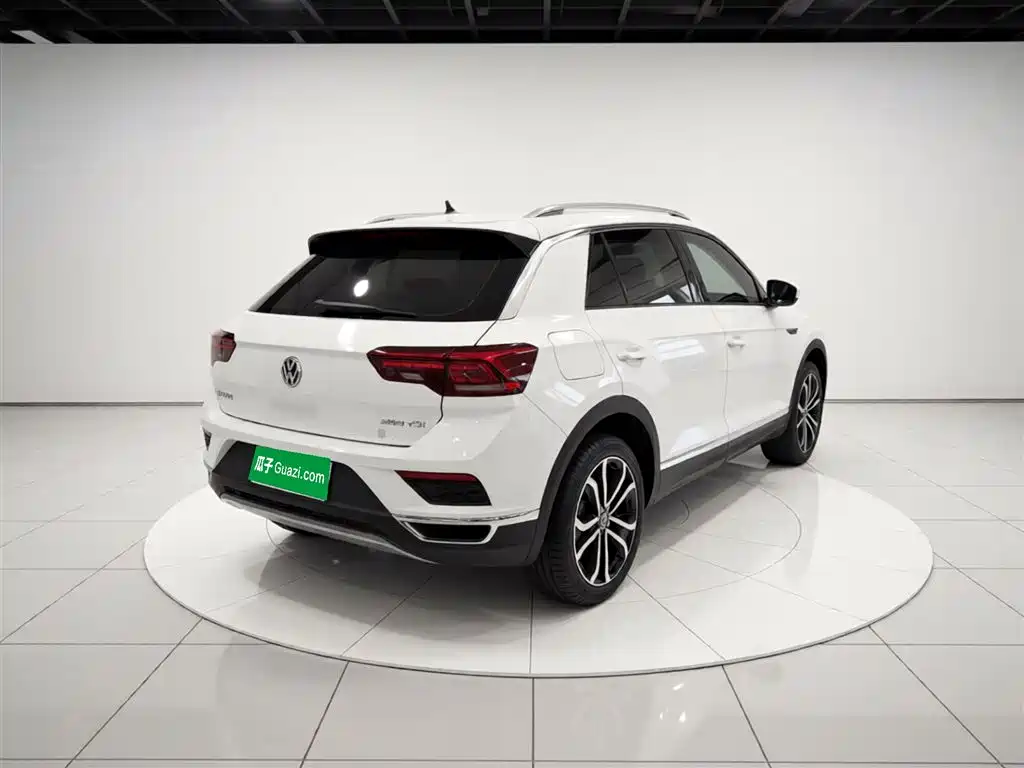 T-ROC 2020 280TSI DSG two-wheel drive comfort model купить на сайте DeffCars