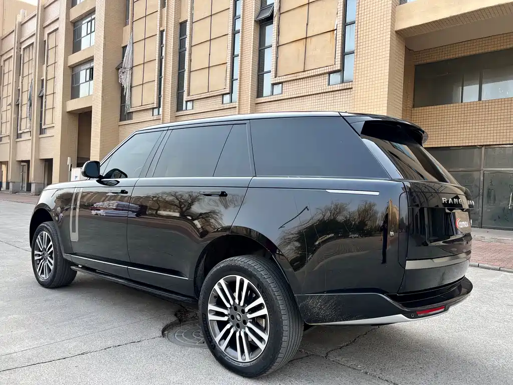 Range Rover 2024 3.0 L6 400PS Extended Edition купить на сайте DeffCars