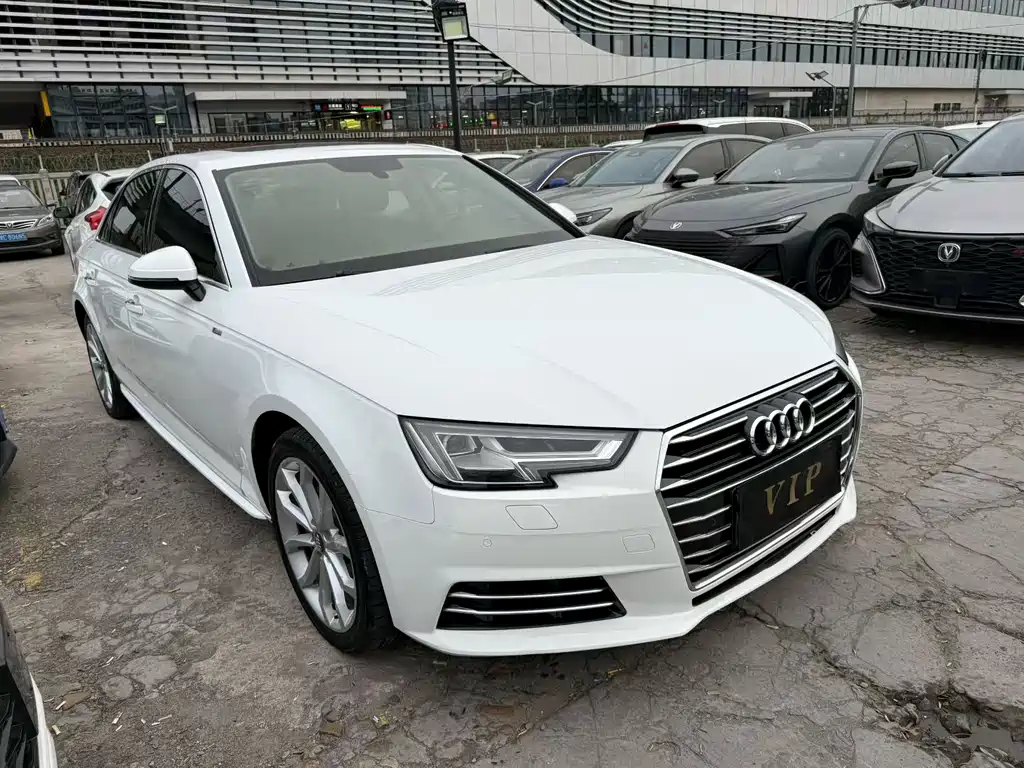 Audi A4L 2018 30th Anniversary Model 40 TFSI Enterprising купить на сайте DeffCars
