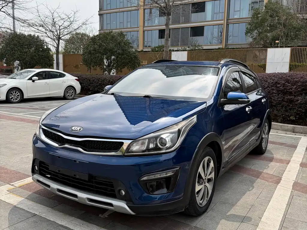 KX CROSS 2019 1.6L automatic smart sunroof version National VI купить на сайте DeffCars