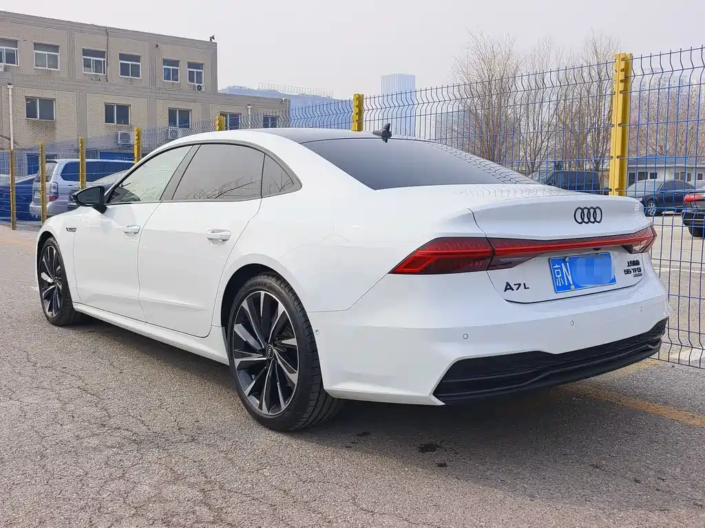 Audi A7L 2024 55TFSI quattro S-line Jingyuan type obsidian suit купить на сайте DeffCars