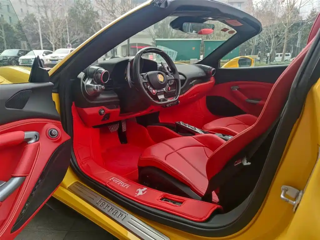 Ferrari F8 2020 Spider 3.9T V8 купить на сайте DeffCars
