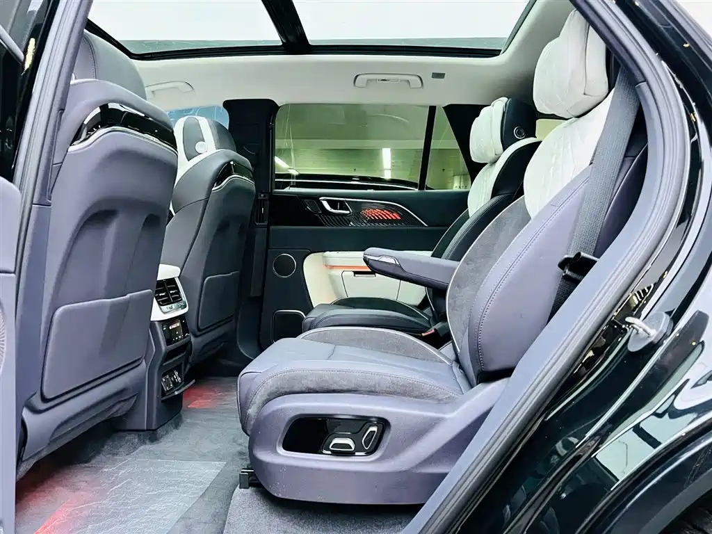 Hongqi E-HS9 2022 model 690km flagship version six seats купить на сайте DeffCars