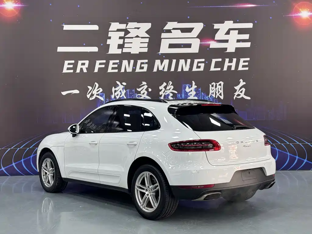 Macan 2016 Macan 2.0T купить на сайте DeffCars