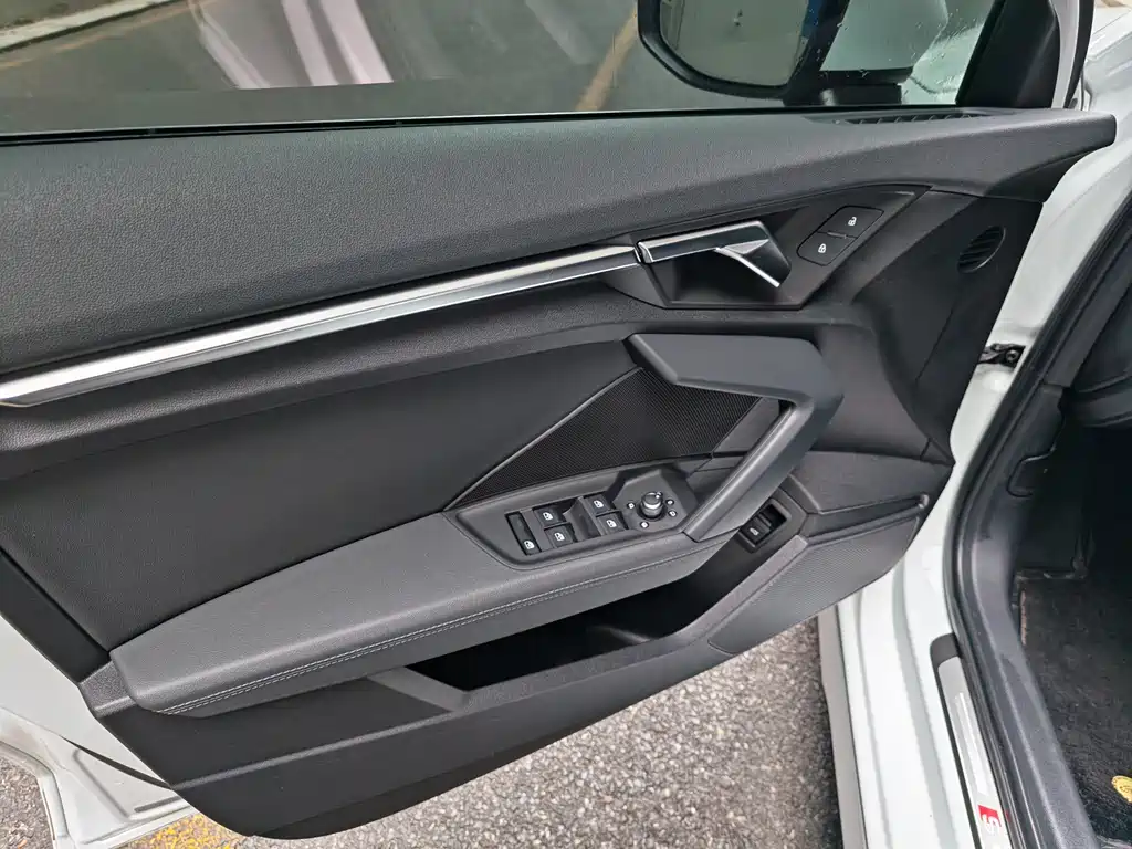 Audi A3 2022 A3L Limousine 35 TFSI Fashionable and Sporty купить на сайте DeffCars