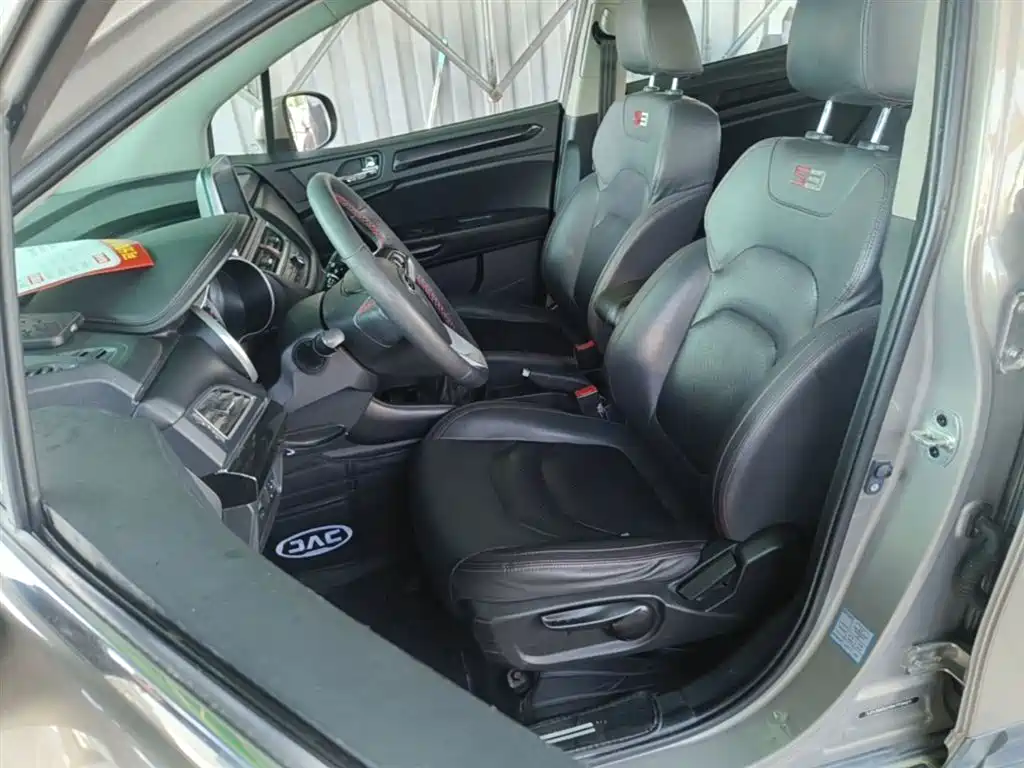 Refine S3 2017 1.5L manual luxury smart model купить на сайте DeffCars