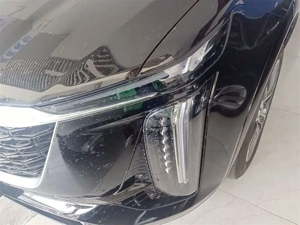 Cadillac XT5 2025 2.0T Metropolis купить на сайте DeffCars