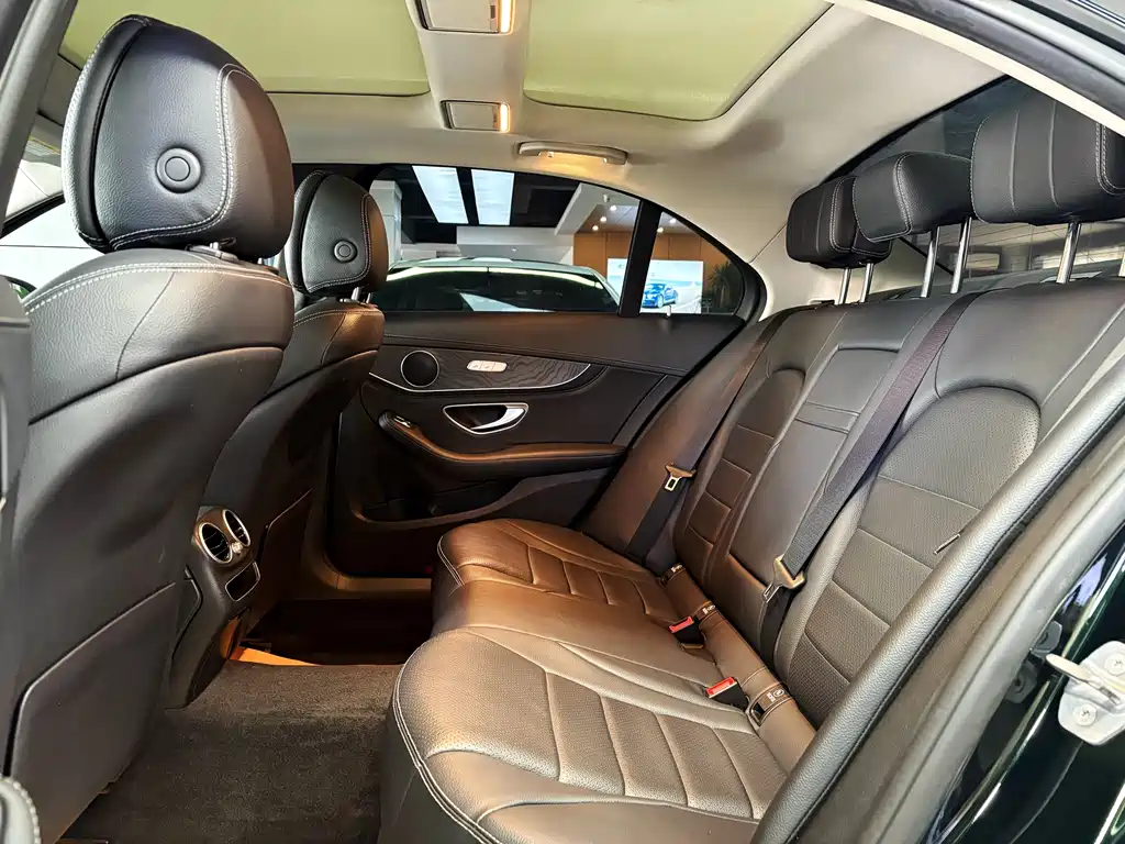 Mercedes-Benz C-Class 2019 facelift C 260 L sports version купить на сайте DeffCars