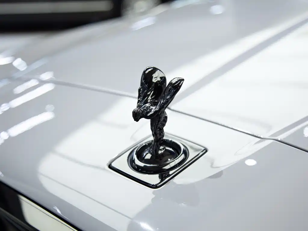 Cullinan 2020 Black Badge купить на сайте DeffCars