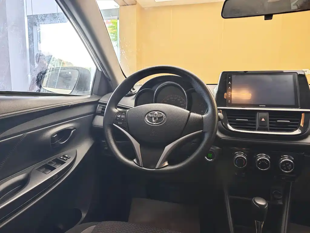 Vios 2022 1.5L 20th Anniversary Edition купить на сайте DeffCars