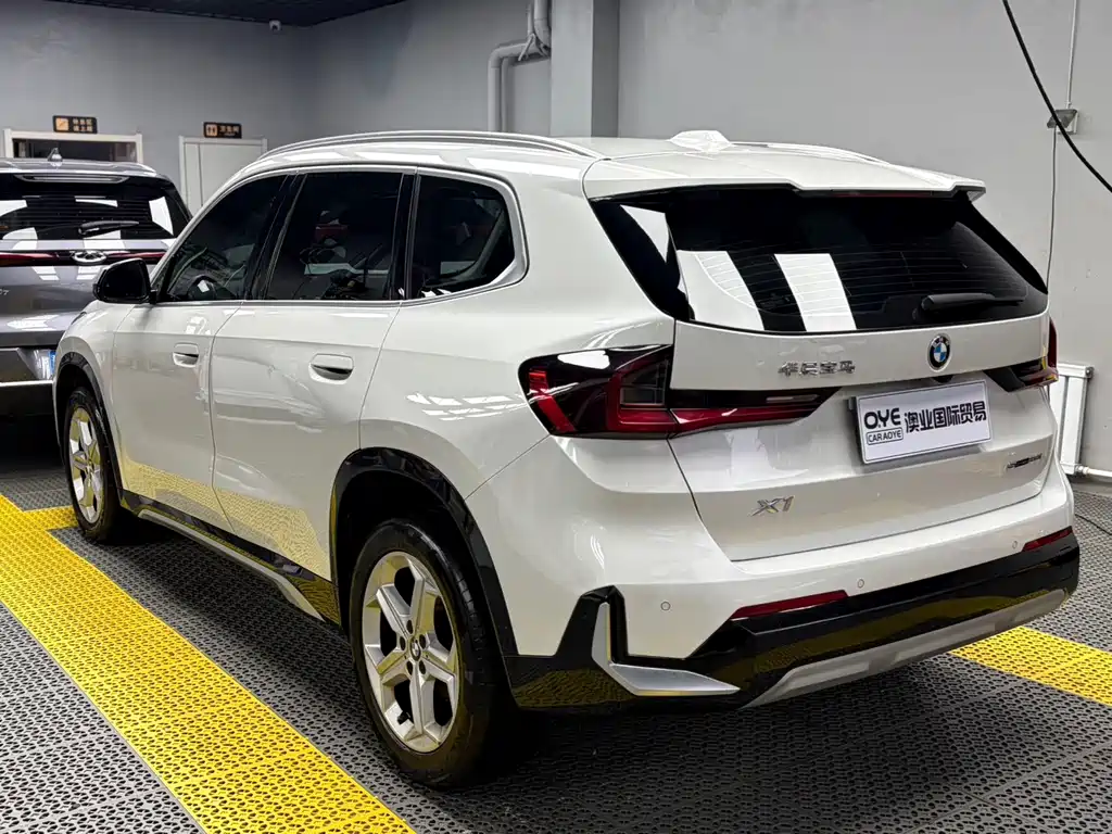 BMW X1 2023 sDrive20Li X Design Package купить на сайте DeffCars