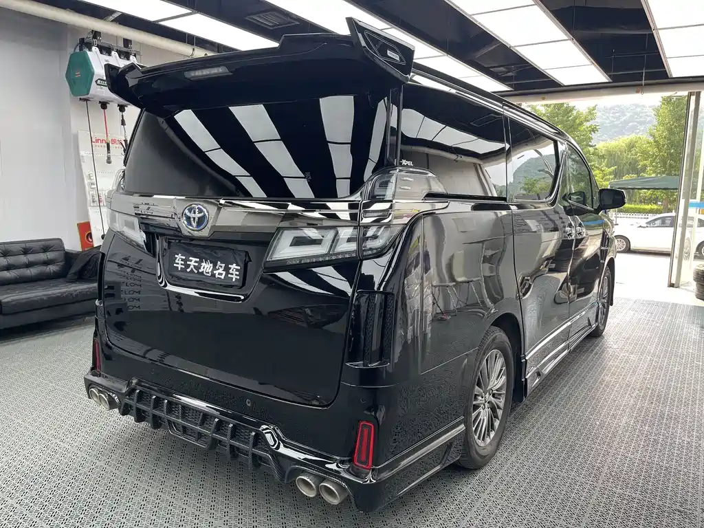 Vellfire 2021 Crown Twin 2.5L HV Extreme Edition купить на сайте DeffCars