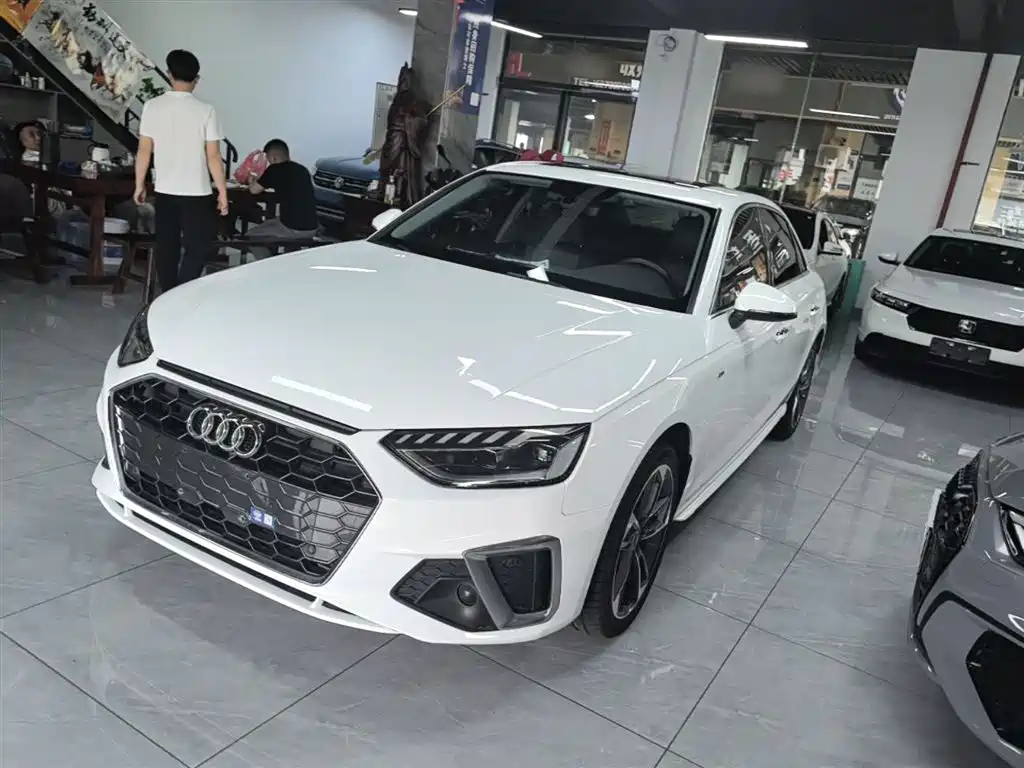 Audi A4L 2022 40 TFSI Fashionable and Dynamic купить на сайте DeffCars