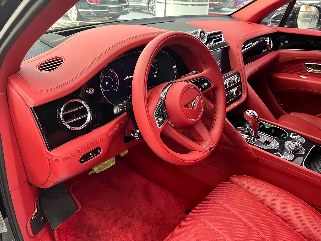 Bentayga 2025 4.0T V8 Long Wheelbase Art Edition купить на сайте DeffCars