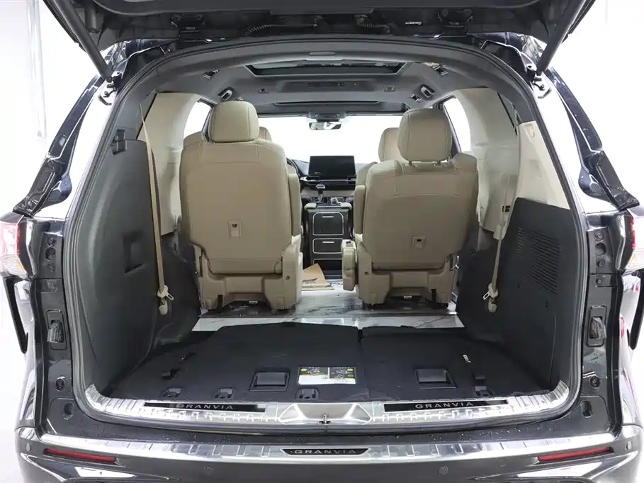 Grevia 2022 2.5L Hybrid Premium Edition купить на сайте DeffCars