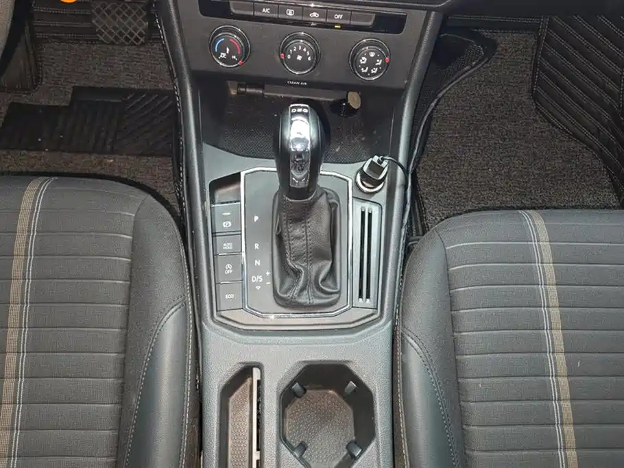 Lavida 2019 280TSI DSG Comfort Edition National VI купить на сайте DeffCars