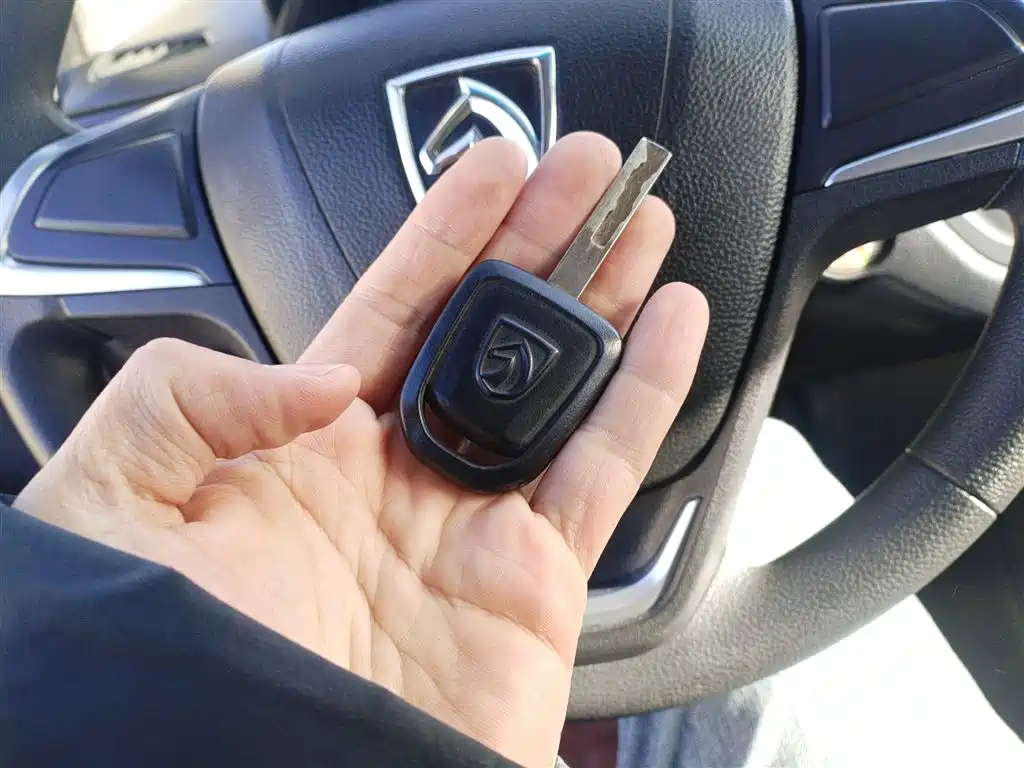 Baojun 310 2016 1.2L manual comfort model купить на сайте DeffCars