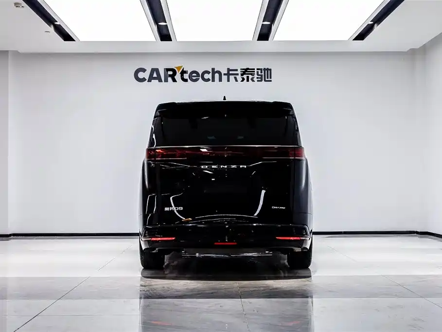 Denza D9 2022 DM-i 970 four-wheel drive premium model купить на сайте DeffCars