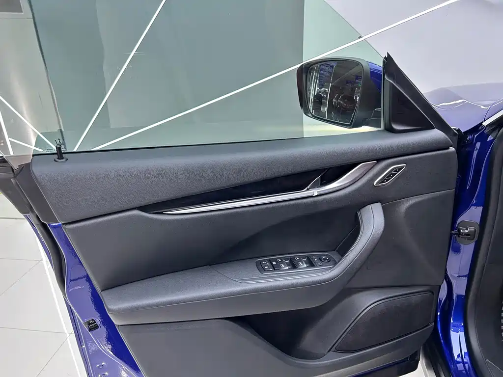Levante 2021 3.0T Standard Edition купить на сайте DeffCars