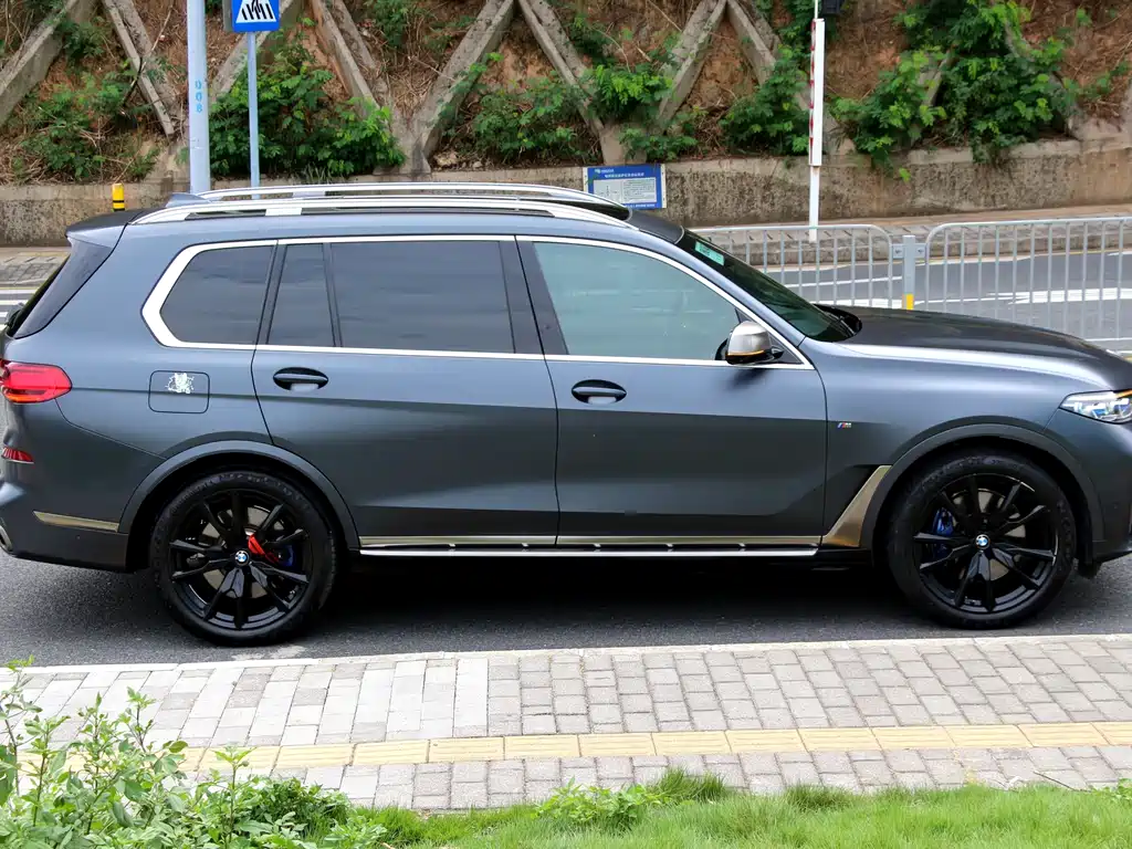 BMW X7 2020 xDrive M50i Kaguya Collector’s Edition купить на сайте DeffCars