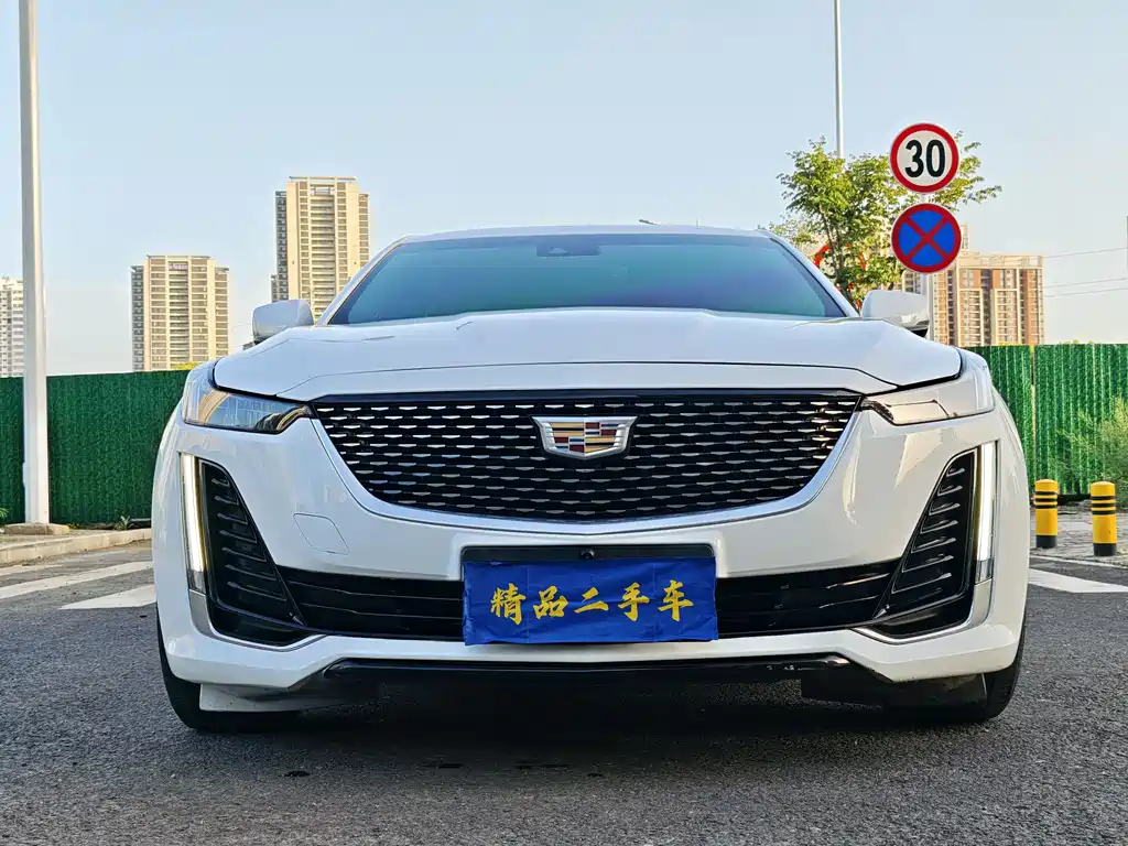 Cadillac CT5 2020 28T Fashion Model купить на сайте DeffCars
