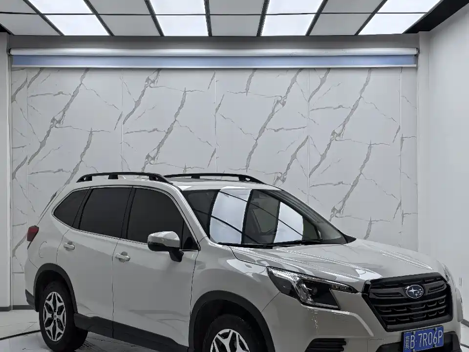 Forester 2022 2.0i AWD Deluxe Edition EyeSight купить на сайте DeffCars