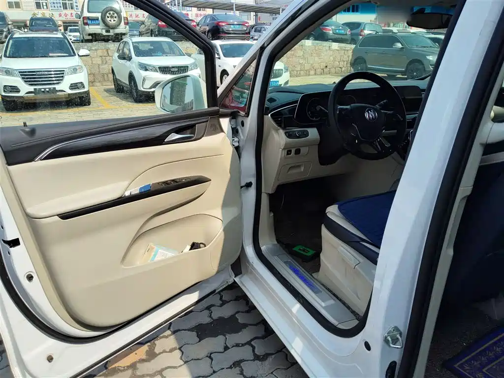 Buick GL8 2022 ES Lu Zun 653T Comfort Type купить на сайте DeffCars