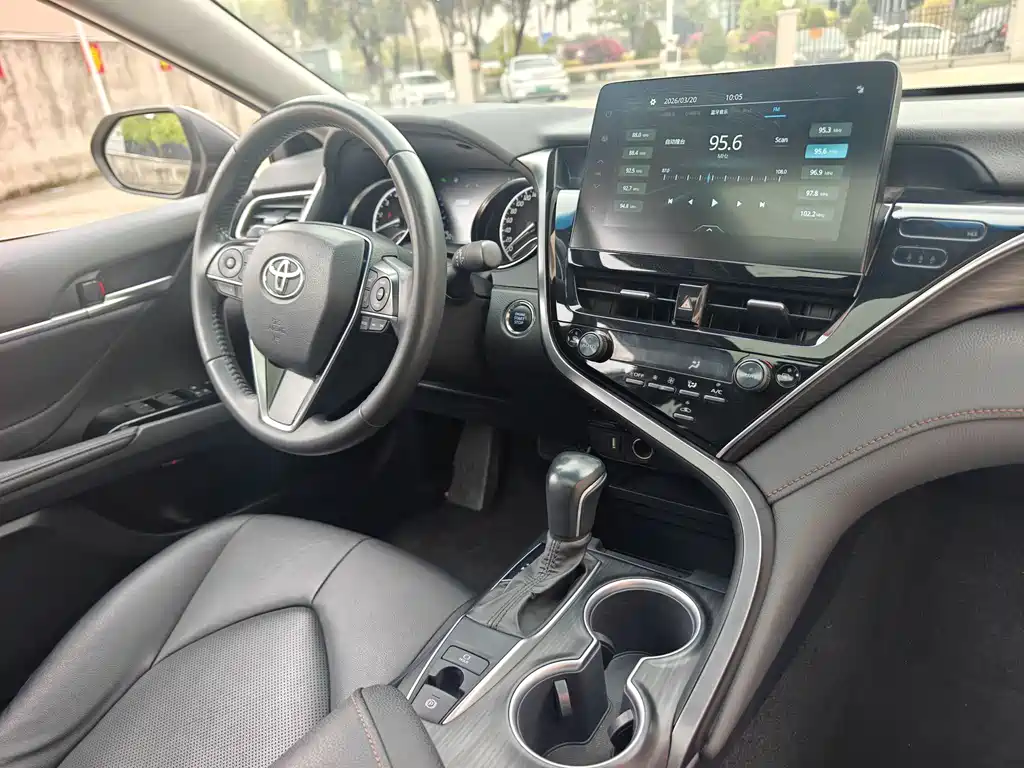 Camry 2021 2.0G Deluxe Edition купить на сайте DeffCars