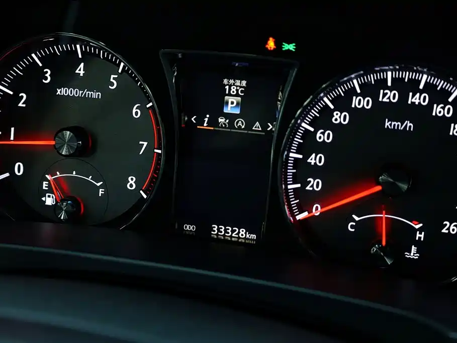 Crown 2017 2.0T Sports Edition купить на сайте DeffCars