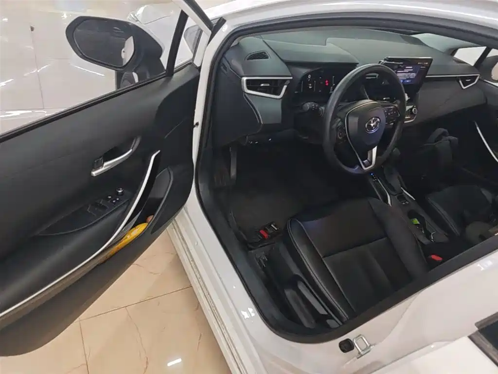 Corolla 2023 1.8L Intelligent Electric Hybrid Dual Engine Elite Edition купить на сайте DeffCars