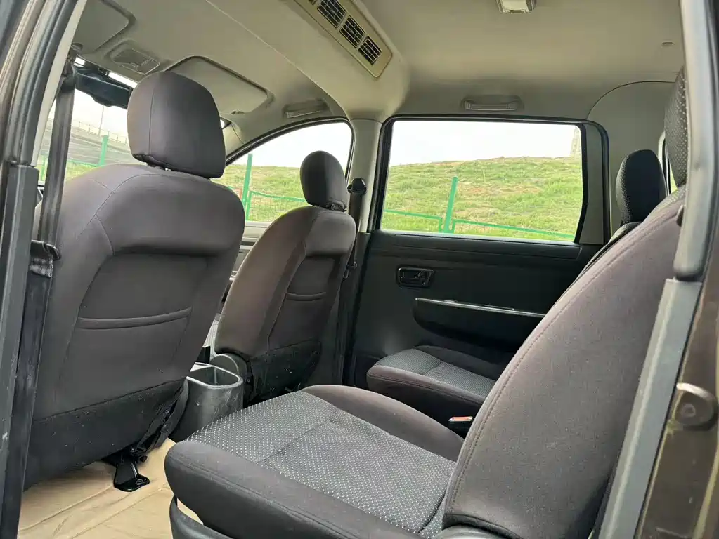 Fengguang 330 2016 1.5L manual enjoyment type DK15 купить на сайте DeffCars